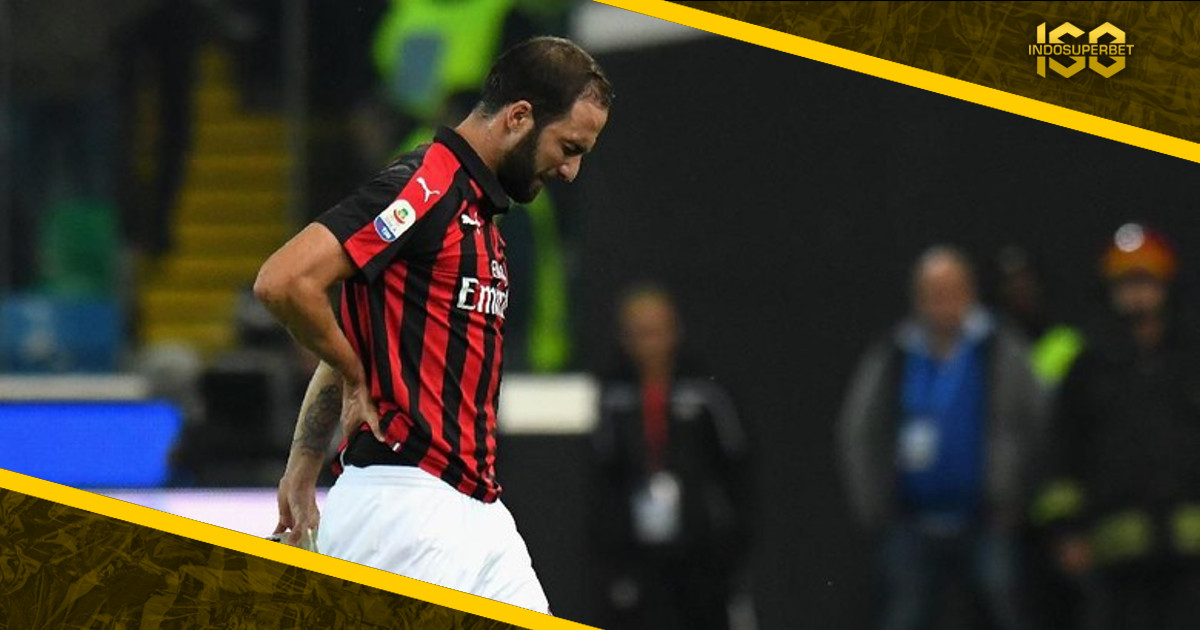 Higuain Dihukum Dua Pertandingan