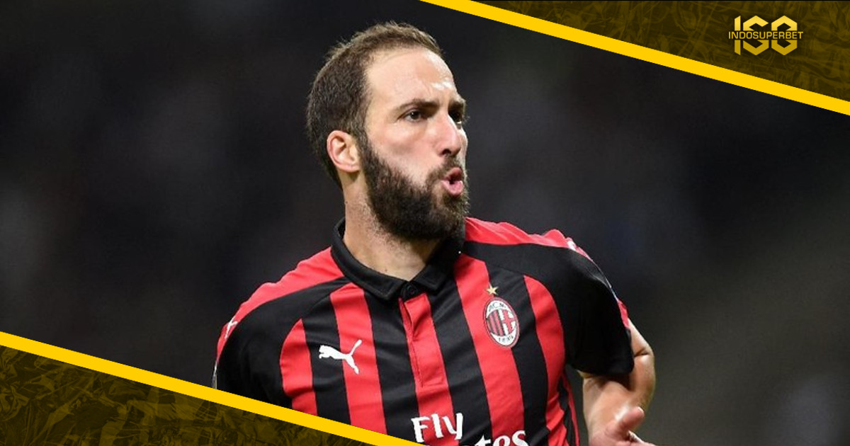 Cedera Pulih: Siap Hadapi Mantan, Higuain?