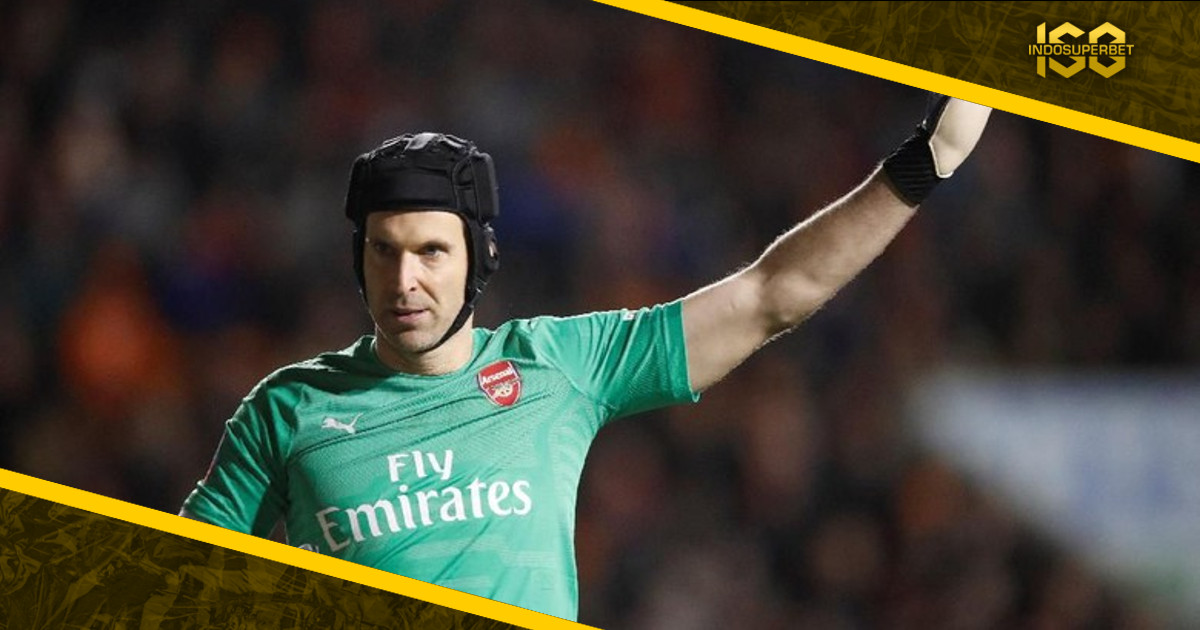 Petr Cech Gantung Sepatu Akhir Musim Ini